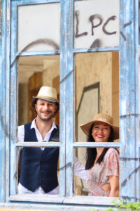 Shooting couple à Grasse – photo originale et lumineuse