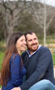 Séance photo couple lifestyle à Grasse – souvenirs naturels